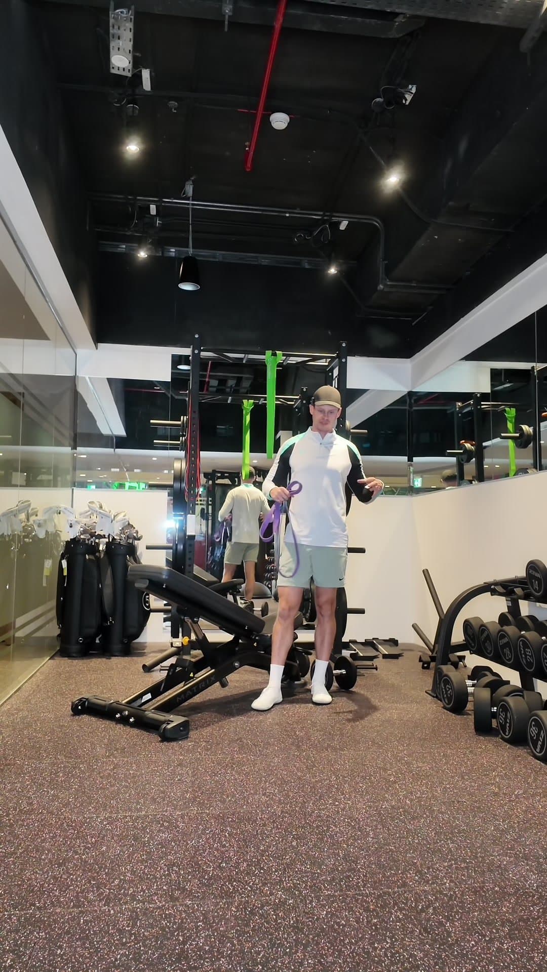 SHOULDER MOBILITY DRILLS β BUILD FREEDOM & CONTROL